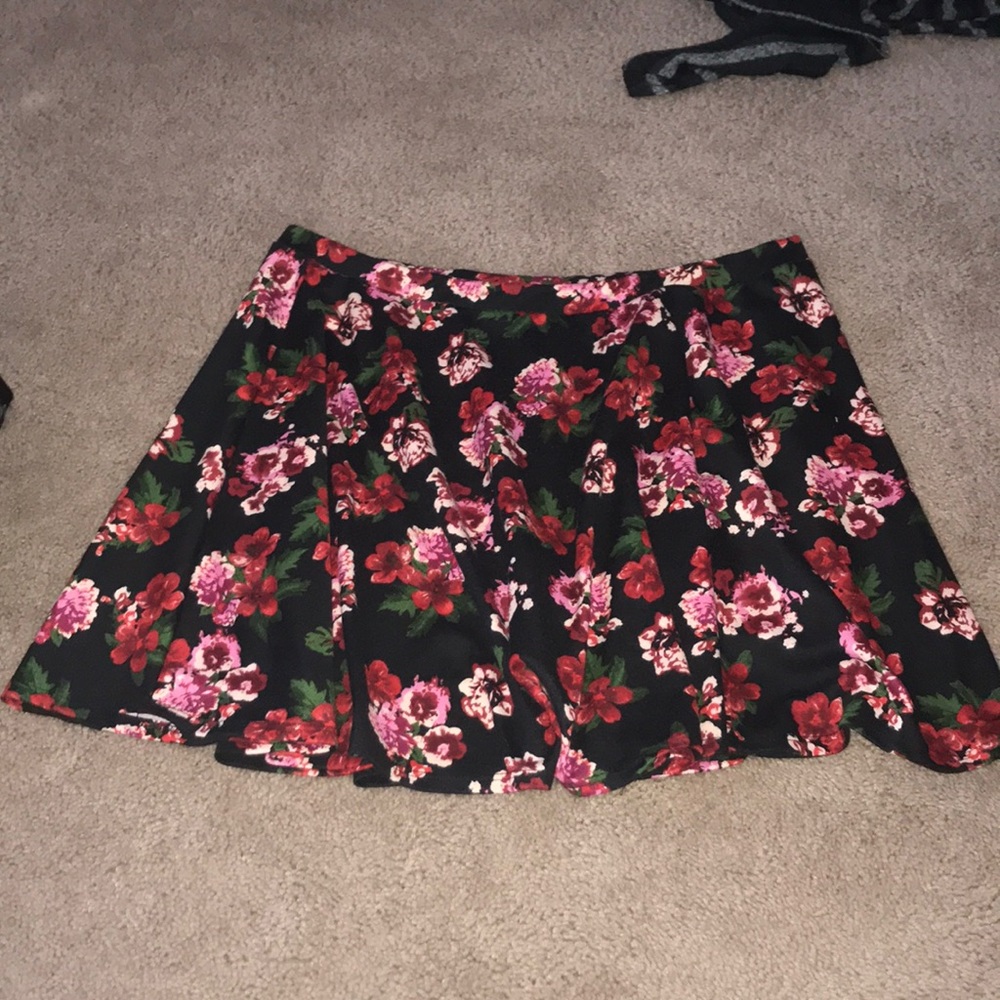 Black rose skirt